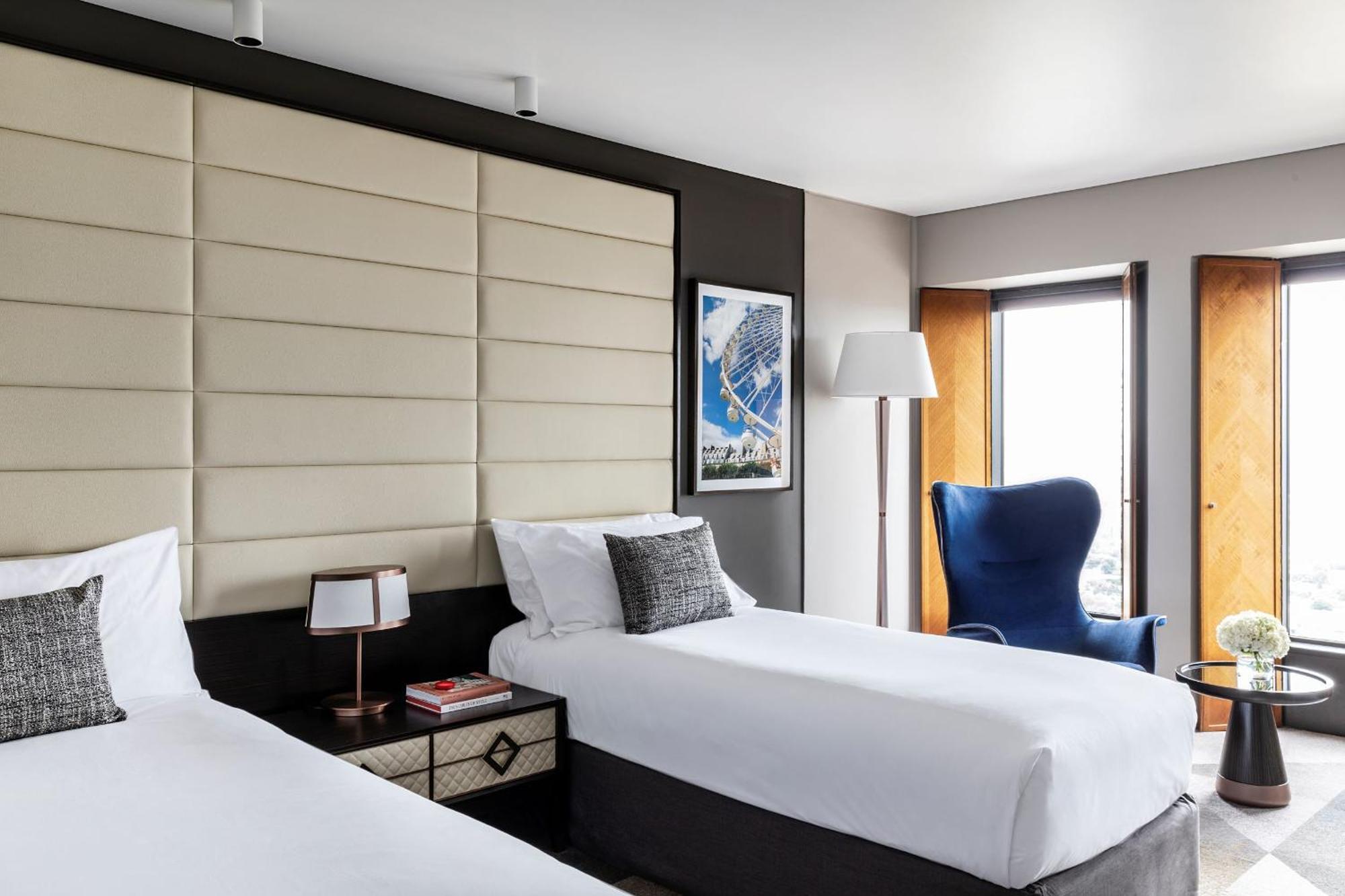 Sofitel Melbourne On Collins Hotel Exterior photo Deluxe Room